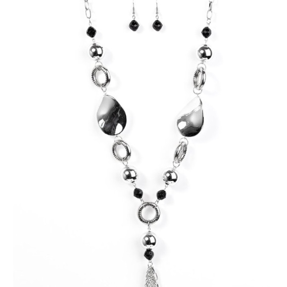 Total Eclipse Long necklace with earrings!!! - Picture 1 of 3